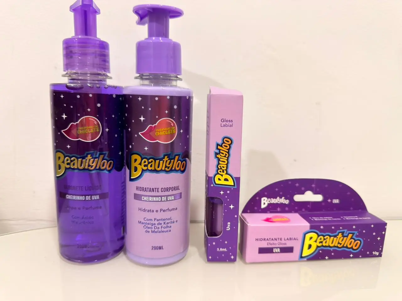 Kit - Sabonete Liquido, Hidratante Corporal, Gloss Labial e Hidratante Labial - Beautyloo